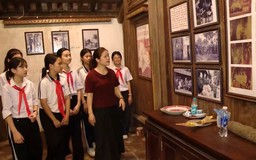 Tháng Năm nhớ Bác tại di tích Chùa Một Mái
