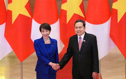 Chủ tịch Quốc hội Trần Thanh Mẫn hội kiến Thủ tướng Nhật Bản
