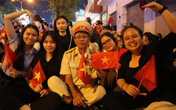 Chạm vào lịch sử từ góc nhìn người trẻ