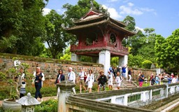 Hà Nội đón 12,14 triệu lượt khách du lịch trong 4 tháng