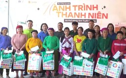 Hơn 200 học sinh vùng cao được khám sức khỏe miễn phí