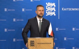 NATO gửi thông điệp cứng rắn tới Ukraine về UAV