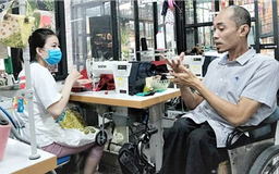 Trao cơ hội để thay đổi tương lai cho người khuyết tật