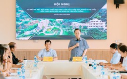 Liên kết ba nhà chăm sóc người cao tuổi