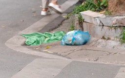 Tái diễn tình trạng vứt rác bừa bãi sau giờ thu gom