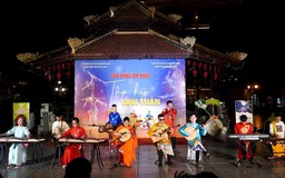 Không gian nghệ thuật cộng đồng bên hồ Hoàn Kiếm