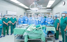 Vượt qua định kiến 'chết toàn thây' để viết tiếp bài ca sự sống