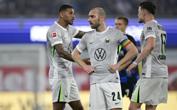 Wolfsburg xuống hạng sau 29 năm liên tiếp chơi ở Bundesliga