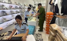 Hà Nội: Tạm giữ hơn 1.300 sản phẩm thời trang nghi giả mạo nhãn hiệu