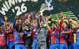 Crystal Palace vô địch Conference League 2025/2026