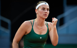 Marta Kostyuk bất ngờ đăng quang giải quần vợt Madrid mở rộng