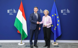EC nhất trí giải ngân 16,4 tỷ euro cho Hungary