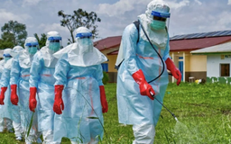 Bộ Y tế khuyến cáo người dân hạn chế đến vùng dịch Ebola