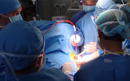 'Thay khớp vai theo giải phẫu' mang hy vọng cho người bệnh