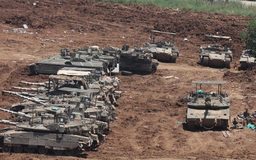 Israel tiến vào Nabatieh, mở rộng giao tranh ở miền Nam Liban