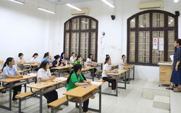 Thí sinh Hà Nội thi môn Toán vào lớp 10