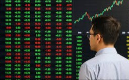 Cổ phiếu tài chính, ngân hàng tăng mạnh giúp VN-Index tiến sát 1.900 điểm