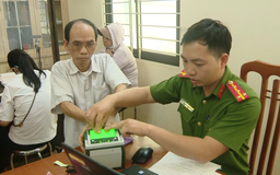 Vượt thời gian, vượt khó khăn phục vụ nhân dân