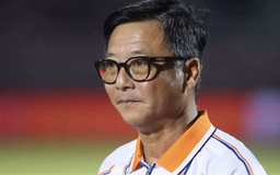 HLV thứ 15 tại LPBank V-League 2025/2026 rời ghế