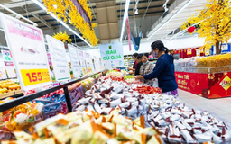 Người dân ‘thắt chặt hầu bao’ gây áp lực lên ngành bán lẻ