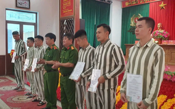 Mở cánh cửa tái hòa nhập cho 168 phạm nhân