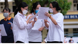 Hơn 16.000 thí sinh thi lớp 10 chuyên ở Hà Nội