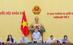 Khai mạc phiên họp thứ 3 của Ủy ban Thường vụ Quốc hội