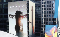 Cổ phiếu liên tục tăng, vốn hóa SpaceX vượt Amazon