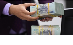 Lãi suất cho vay bất động sản lên 10,37%, giá nhà thứ cấp vẫn tăng