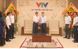 Lãnh đạo thành phố Hà Nội chúc mừng các cơ quan báo chí