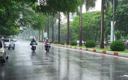 Miền Bắc đón mưa dông nhiều ngày