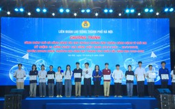 Tuyên dương con công nhân, viên chức, lao động Thủ đô học giỏi
