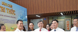 Triển lãm ‘Dòng chảy tri thức - Kiến tạo tương lai’