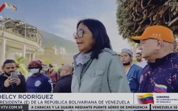 Quyền Tổng thống Venezuela thị sát vùng tâm chấn động đất