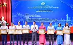 Nhân lên những bông hoa đẹp trong vườn hoa thi đua yêu nước