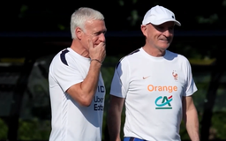 HLV Didier Deschamps quay trở lại ĐT Pháp