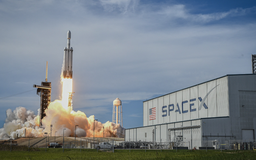 SpaceX chuẩn bị IPO với định giá kỷ lục 1,75 nghìn tỷ USD