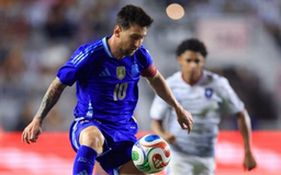 Messi và Neymar vắng mặt trong các trận giao hữu