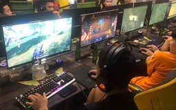Bẫy game 'tráo nhãn' - Khi phụ huynh vô tư để con vào thế giới 18+