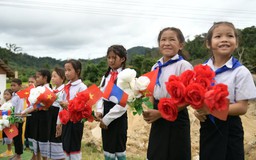 Thêm nhịp cầu gắn kết trên tuyến biên giới Việt Nam - Lào