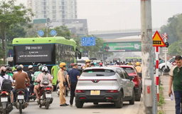 Xử lý nghiêm vi phạm dừng, đỗ xe sai quy định