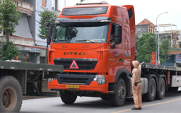 Chấn chỉnh tình trạng xe quá tải lưu thông trên đường Lê Hữu Tựu