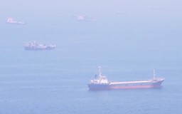 Oman, Iran nhất trí tiếp tục đàm phán về lưu thông qua Hormuz