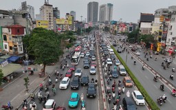 Vì sao Hà Nội vẫn ùn tắc dù đã xử lý nhiều điểm nóng?
