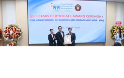 Trường đại học công lập đầu tiên đạt QS 5 sao