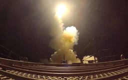 Mỹ không kích Iran ngày thứ ba liên tiếp