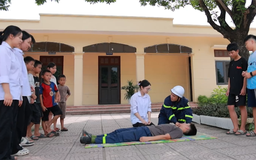 Công an Hà Nội tuyền truyền kỹ năng sống cho trẻ em