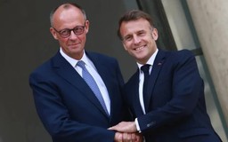 Thủ tướng Đức Friedrich Merz đón tiếp Tổng thống Pháp Emmanuel Macron