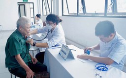 Hỗ trợ 100% chi phí mua thẻ BHYT cho người từ 60 đến dưới 75 tuổi