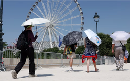 Nam Âu đối mặt đợt nắng nóng có thể lên tới 50°C